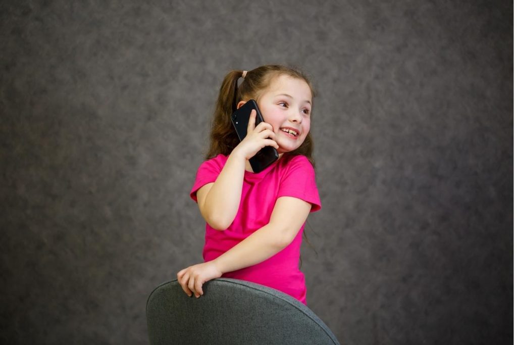 Gry typu „Play to Earn” – czy to bezpieczny sposób na kieszonkowe dla dziecka?