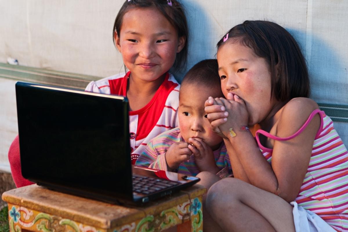 Jak kontrolować telefon, nie łamiąc zaufania