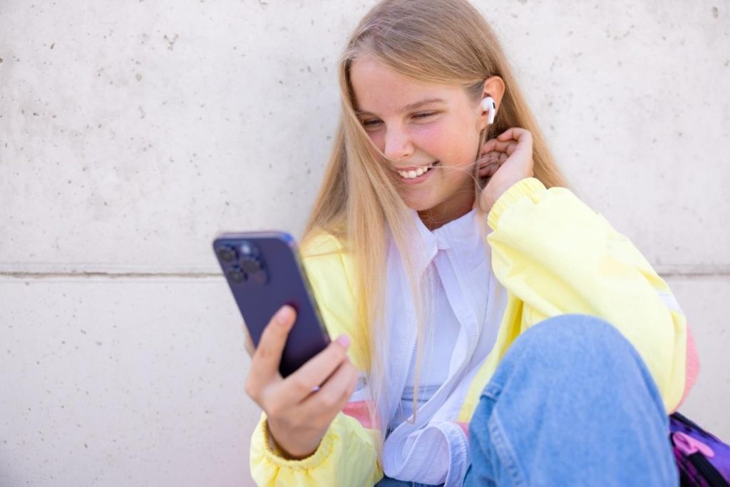 Kiedy telefon zaczyna szkodzić psychice dziecka